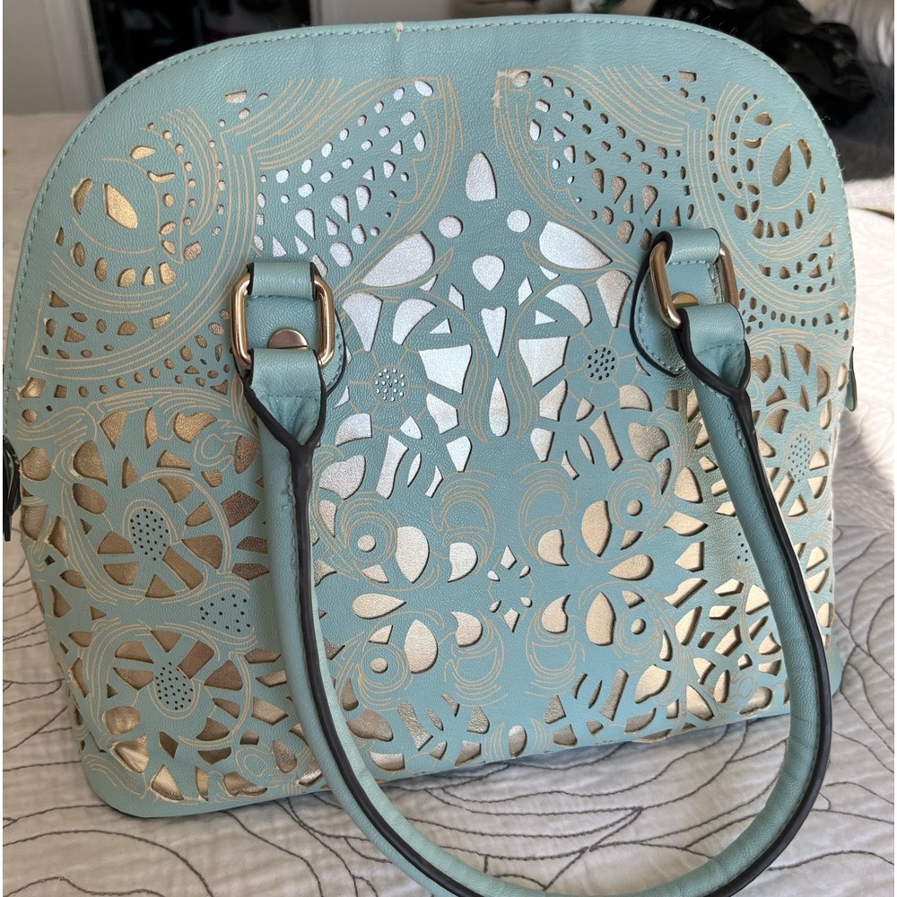 Call it Spring purse - Picture 3 of 3